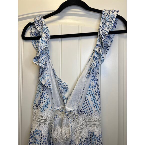 NWT En Crème Women’s‎ Ruffle Sleeveless Print Lace Romper Size M White Blue - Picture 5 of 9
